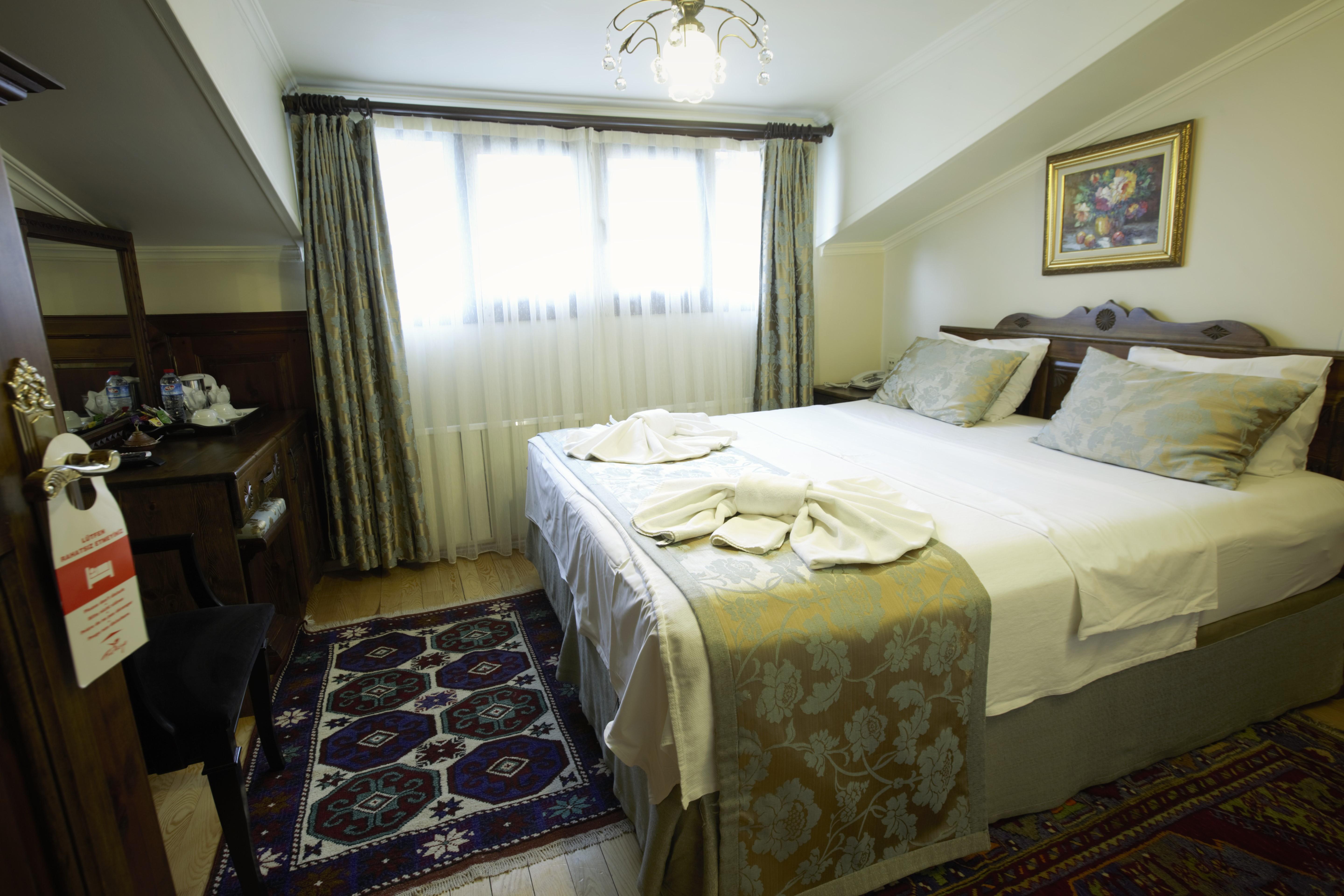 Oba Hotel Istanbul Exterior photo